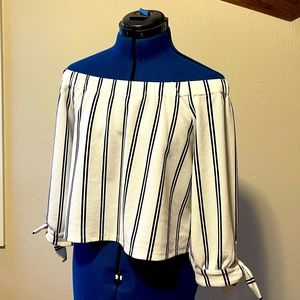 Off-the-shoulder crop top